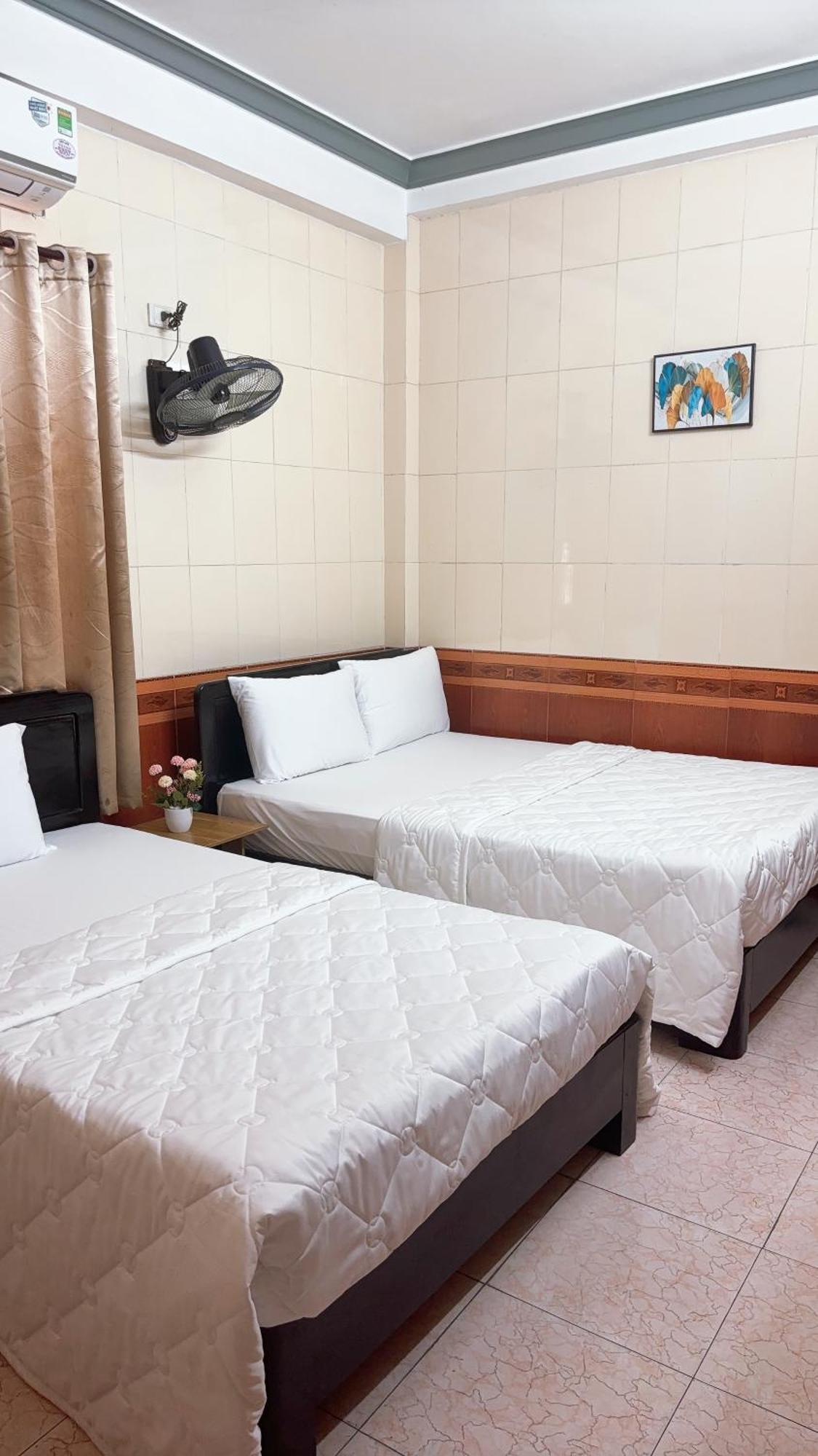 Hong Ha Guest House Hue Exterior photo
