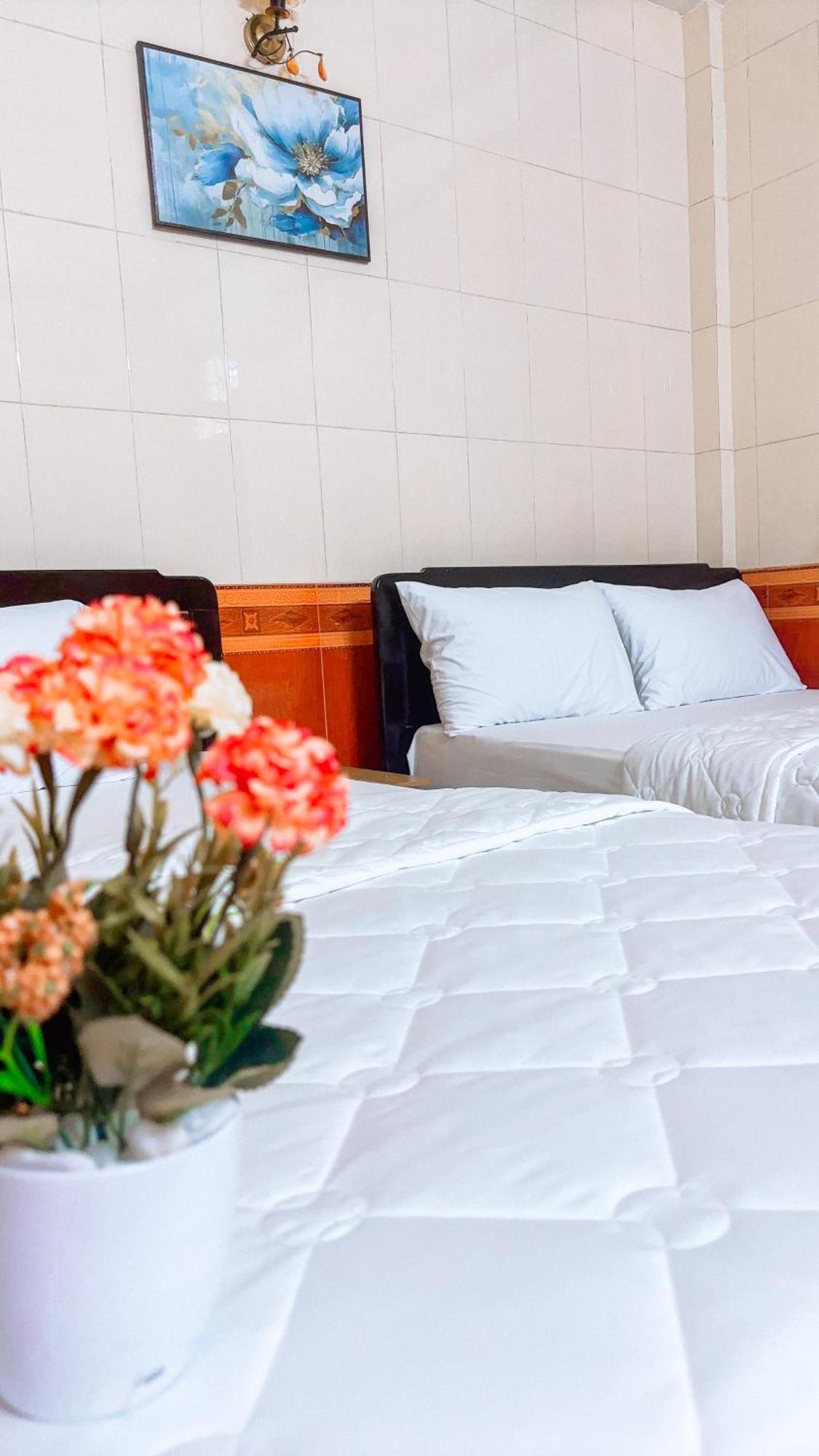 Hong Ha Guest House Hue Exterior photo